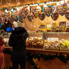 Süßwarenstände sind auf Festen aller Art nicht mehr wegzudenken: Natürlich dürfen die süßen Verführungen auf dem Dürkheimer Advent auch nicht fehlen!