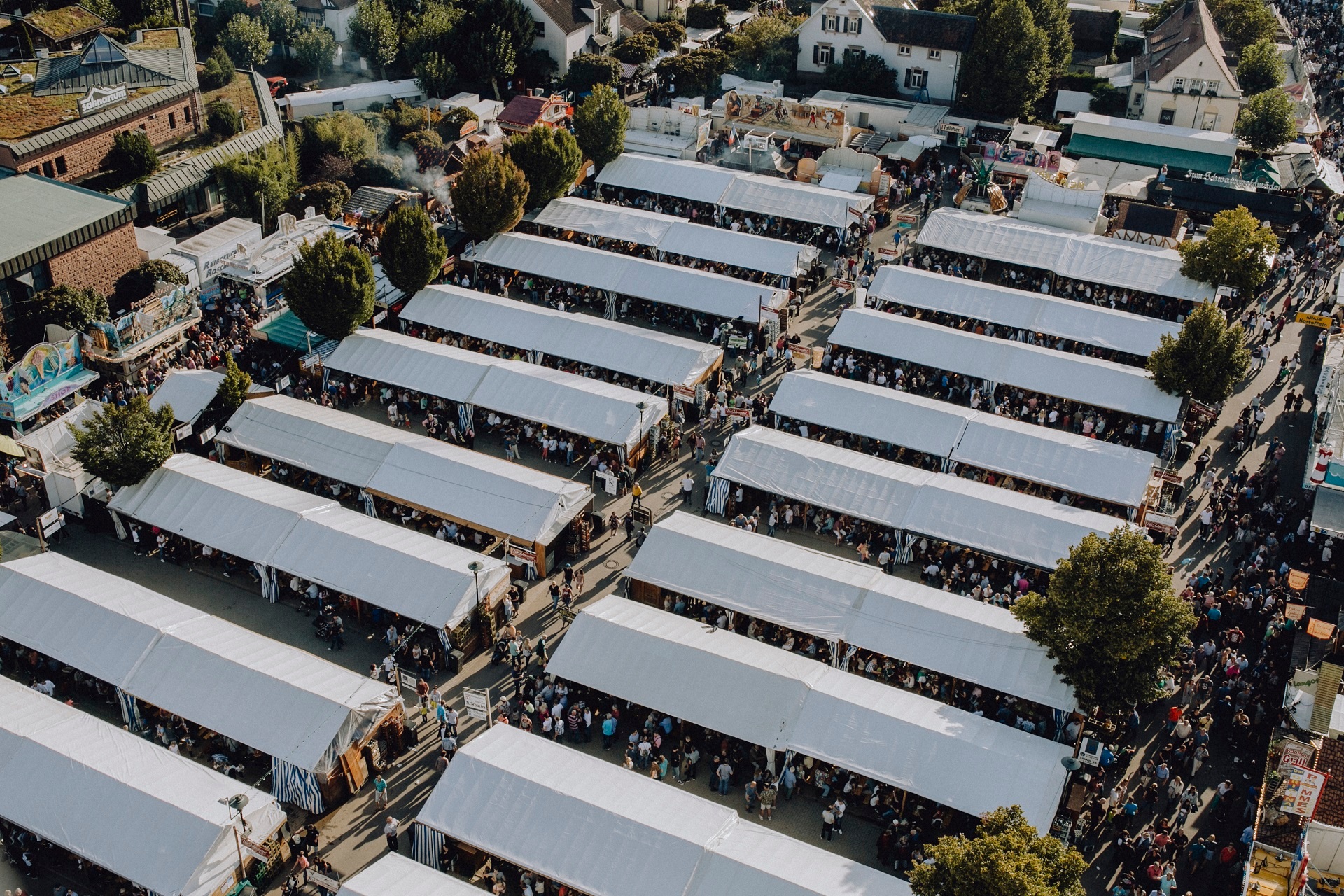 Das Herzst ck Des D rkheimer Wurstmarktes Die Schubkarchst nde das-herzst-ck-des-d-rkheimer-wurstmarktes-die-schubkarchst-nde