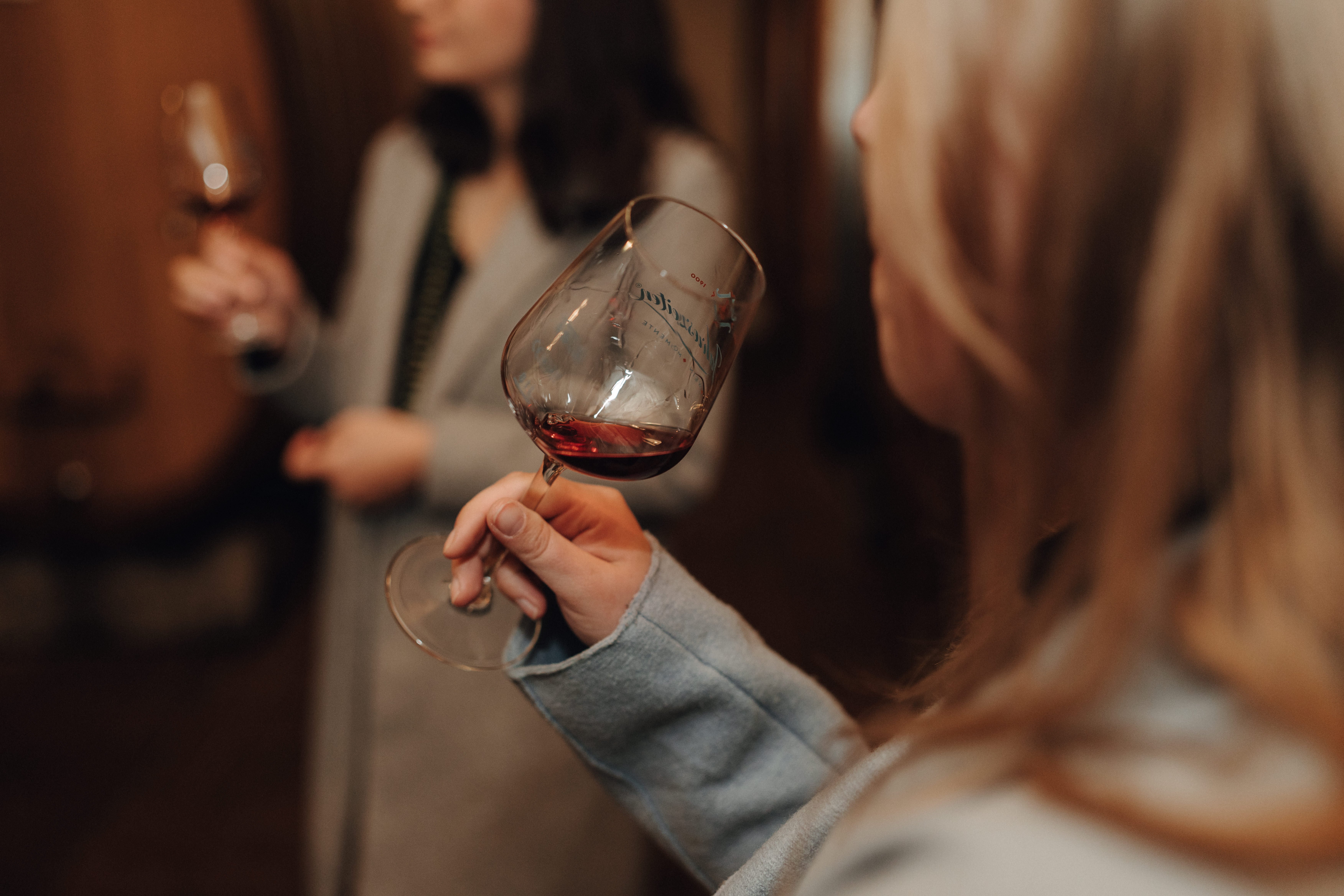 Weinprobe in der Winzergenossenschaft Vier Jahreszeiten Winzer eG Weinprobe in der Winzergenossenschaft Vier Jahreszeiten Winzer eG