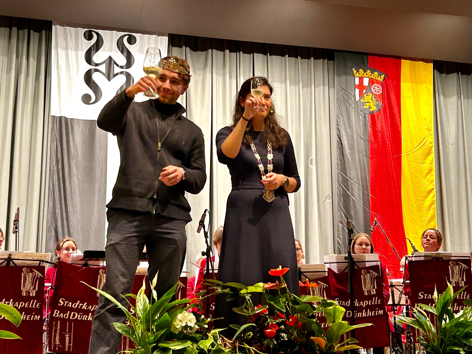 Bürgermeisterin und Weinprinz Rani I.