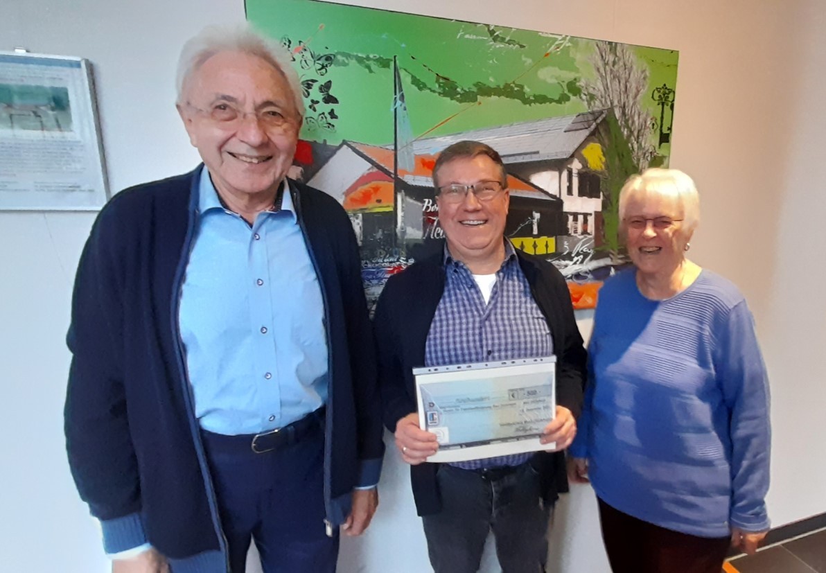 Übergabe Sachspende an Verein für Familienförderung Übergabe Sachspende an Verein für Familienförderung