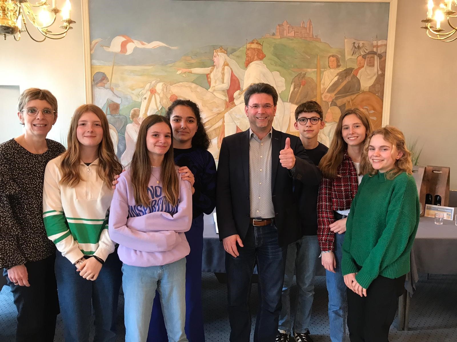 Schüleraustausch zwischen Bad Dürkheim und Paray-le-Monial: Bürgermeister betont Bedeutung der Partnerstadt Schüleraustausch zwischen Bad Dürkheim und Paray-le-Monial: Bürgermeister betont Bedeutung der Partnerstadt