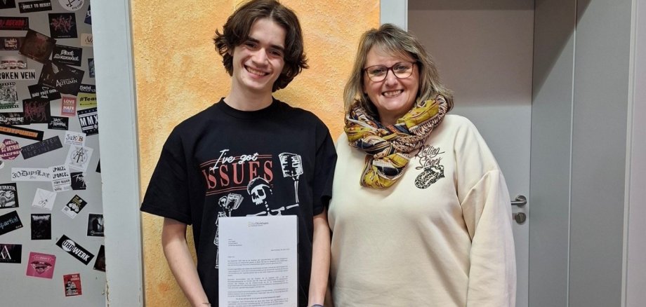 Abschied von Levi Hagen als Sprecher des Jugendkomitees Abschied von Levi Hagen als Sprecher des Jugendkomitees