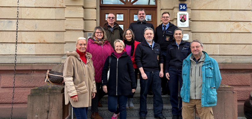 Gruppenfoto Polizei und Sicherheitsberater Gruppenfoto Polizei und Sicherheitsberater