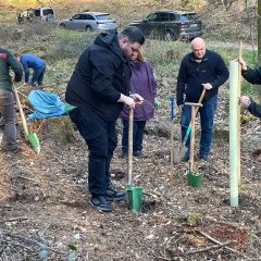 Mit RPR1. „Baum für Baum in die Zukunft“
Pflanzaktion im Limburg-Dürkheimer Wald
Mit RPR1. „Baum für Baum in die Zukunft“ Pflanzaktion im Limburg-Dürkheimer Wald